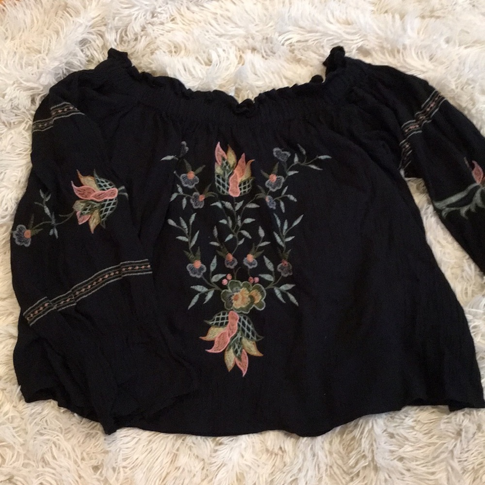 Off the Shoulder Floral Embroidered Long Sleeve
